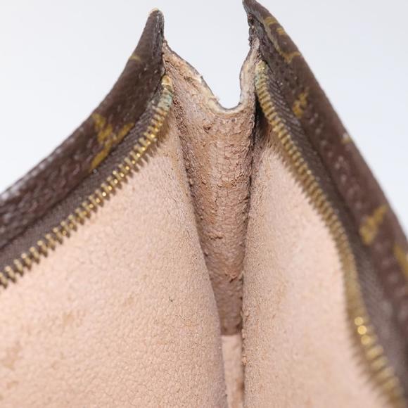 LOUIS VUITTON Monogram Bucket GM Accessory Pouch LV Auth 113220 - Picture 11 of 16